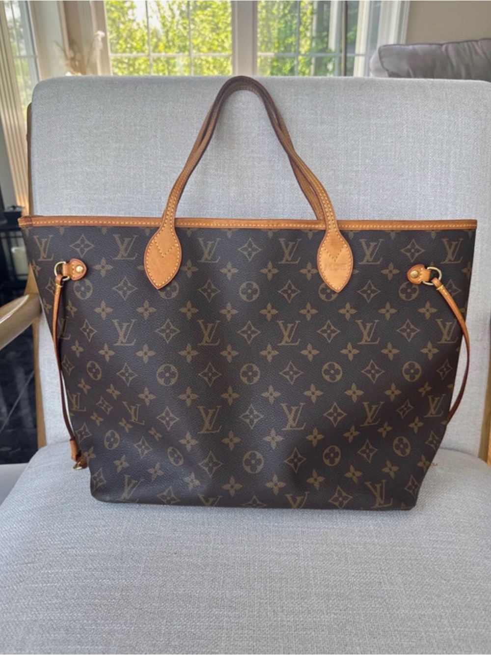 Louis Vuitton Brown Monogram Canvas Neverfull MM - Picture 3 of 16